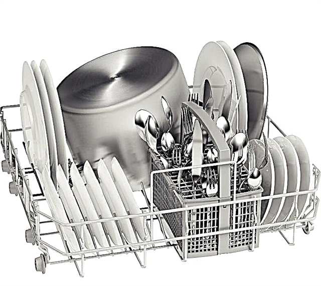 डिशवॉशर के लिए व्यंजनों के सेट में कितना शामिल है