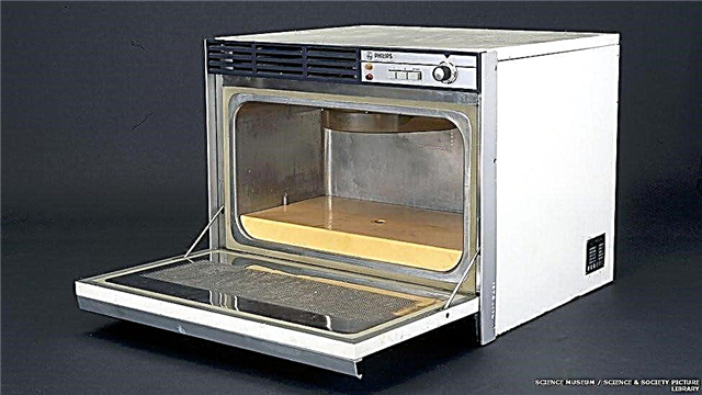 Who invented the first microwave
