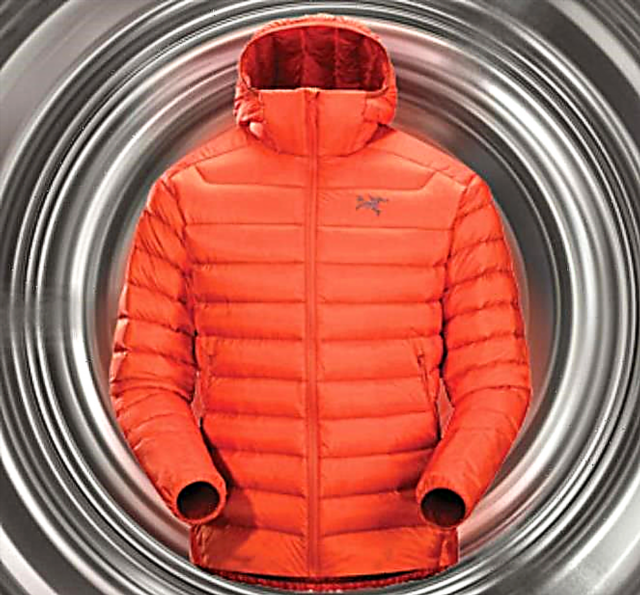 Choose detergent for down jackets