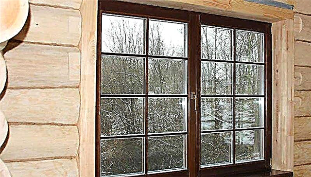 Menyelesaikan lereng jendela di rumah-rumah kayu