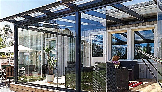 Features of frameless glazing of verandas and terraces