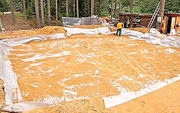 Why is geotextile needed in the foundation and how to lay it correctly?