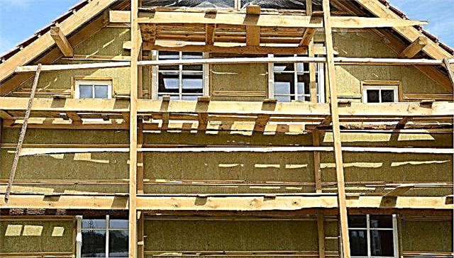 The correct method of external insulation of a house from a bar