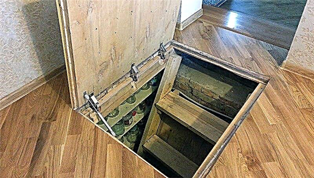 Installation of a floor hatch for easy access to the basement