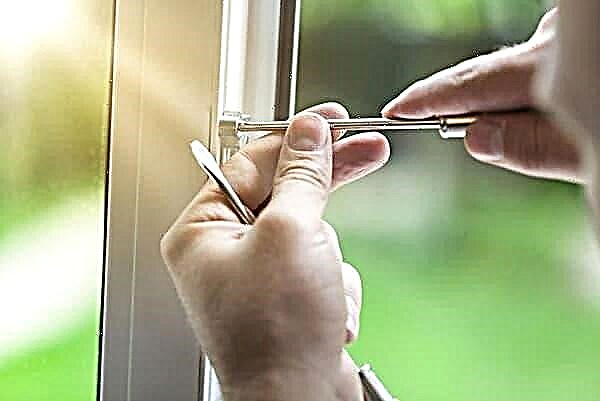Comment prendre soin des fenêtres en plastique à la maison?