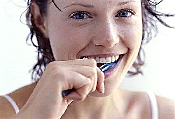 Regler för att borsta tänderna med bakpulver
