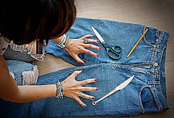 Bagaimana dan dengan apa cantik untuk menyeka jeans di rumah?