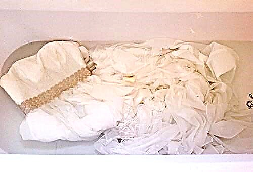 Effective ways to wash a wedding dress at home