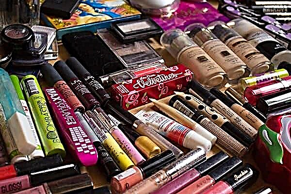 4 خطوات للطلب في حقيبة مستحضرات التجميل: تخزين مناسب ومدة صلاحية مستحضرات التجميل
