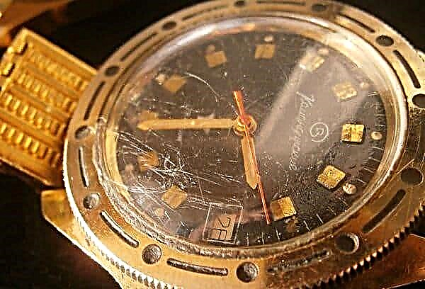 How to remove scratches from glass on a watch? 3 best ways