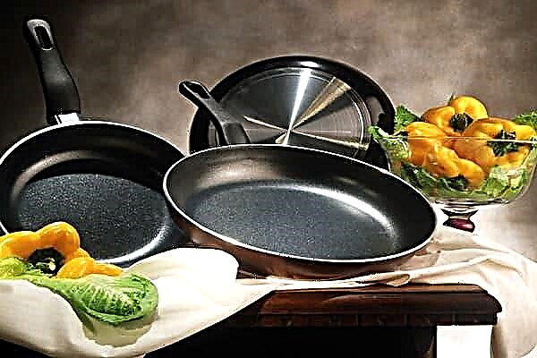 Which non-stick pan is best for a home gas stove?