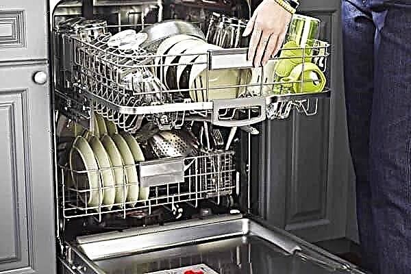 Can ceramic and metal knives be washed in a dishwasher?